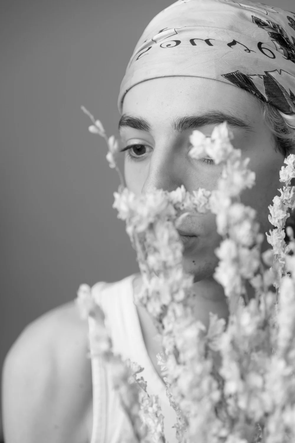 pierre-barbier-black-and-white-white-flowers.jpg