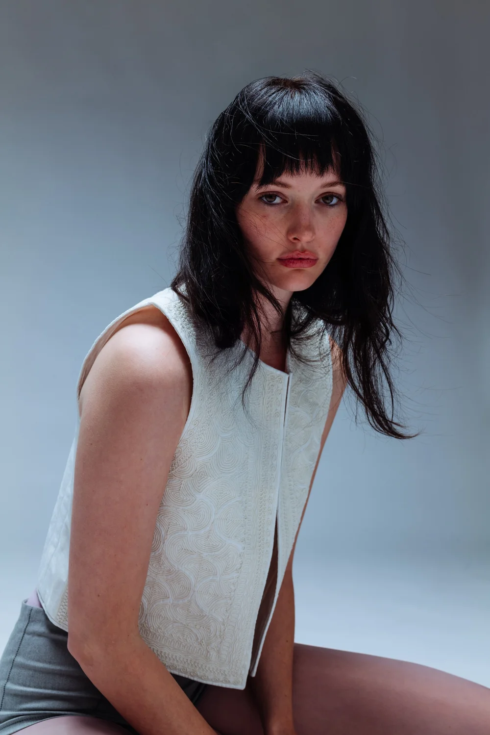 vere-ronner-ashlyn-brooks-editorial-portrait-white-tank.jpg