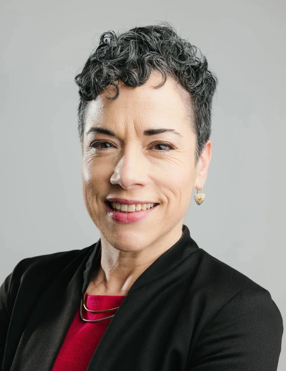professional-headshot-woman-short-curly-gray-hair-business-headshots-nyc-2.jpg